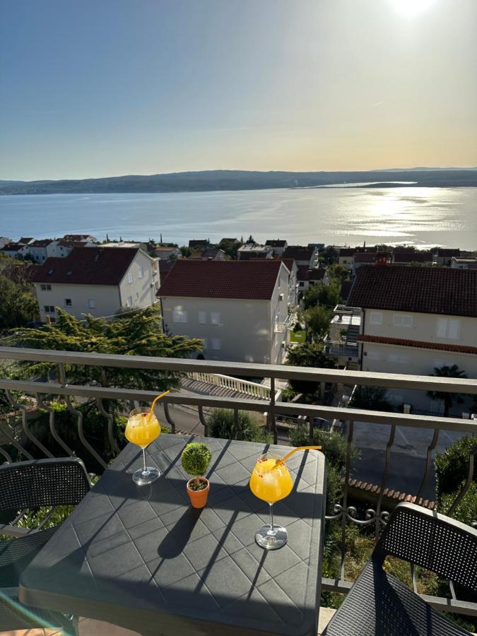Apartments Badnje Dramalj Exteriör bild